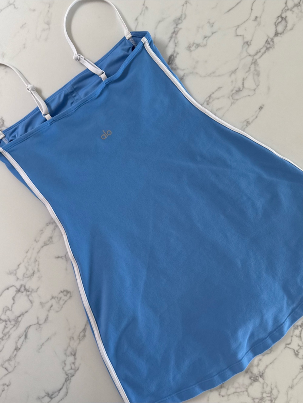 Alo Yoga Airbrush Streamlined Dress - Crystal Clear Blue / White - Size Medium - Picture 3 of 8